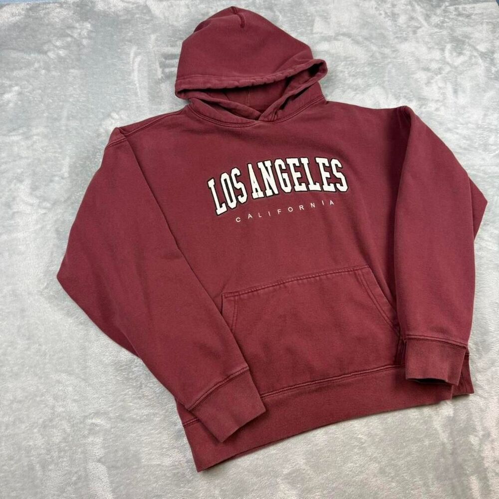 Aeropostale Men's Burgundy and Red Hoodie